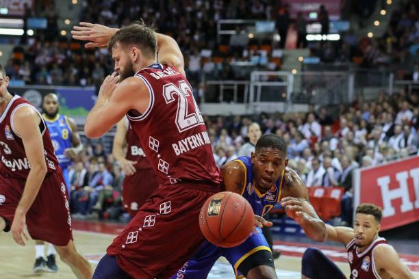 季在防守效 季在防守效