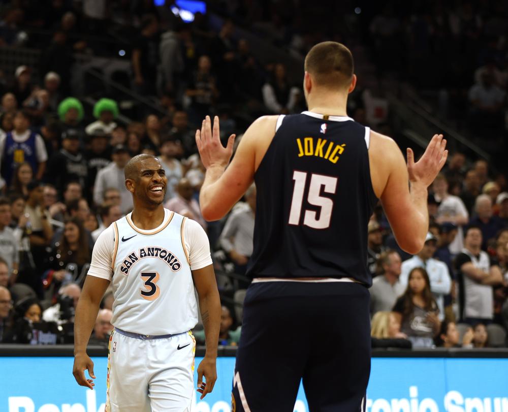 始终贯穿于 始终贯穿于