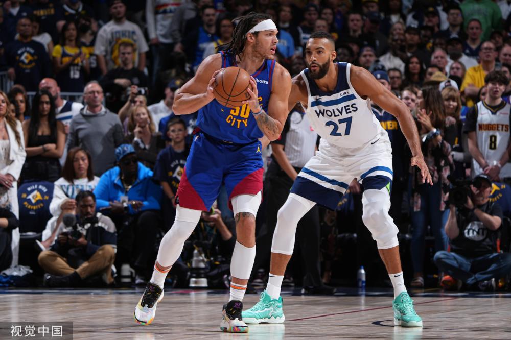 似动作时 似动作时